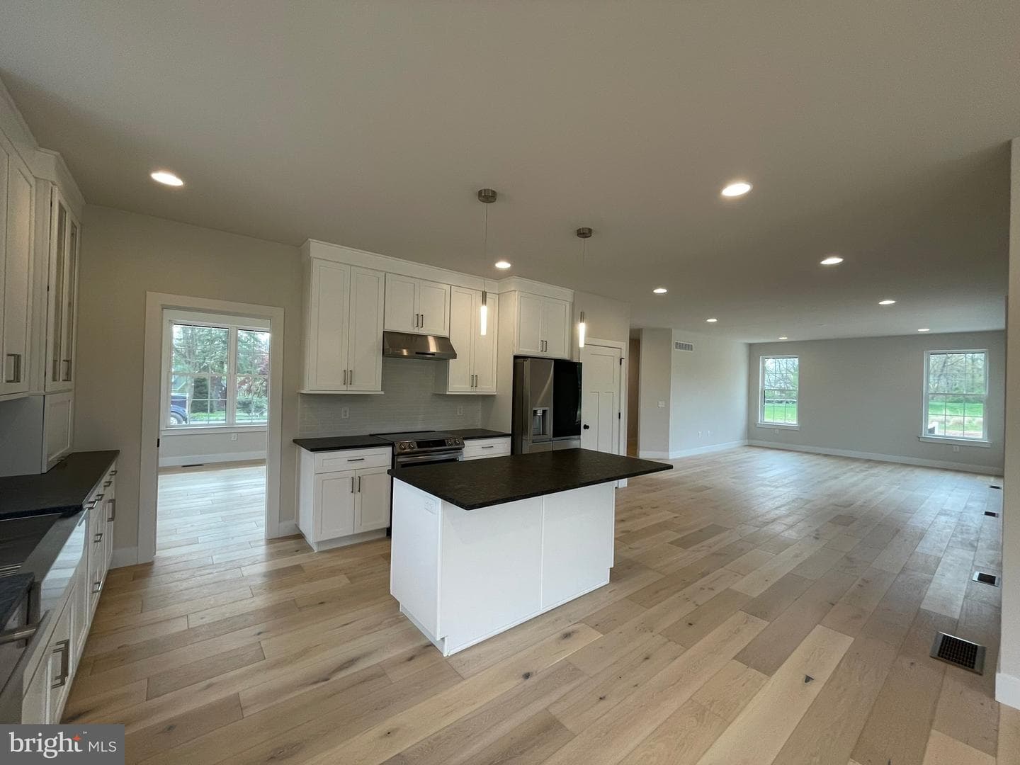 828 Spring City Road photo 3