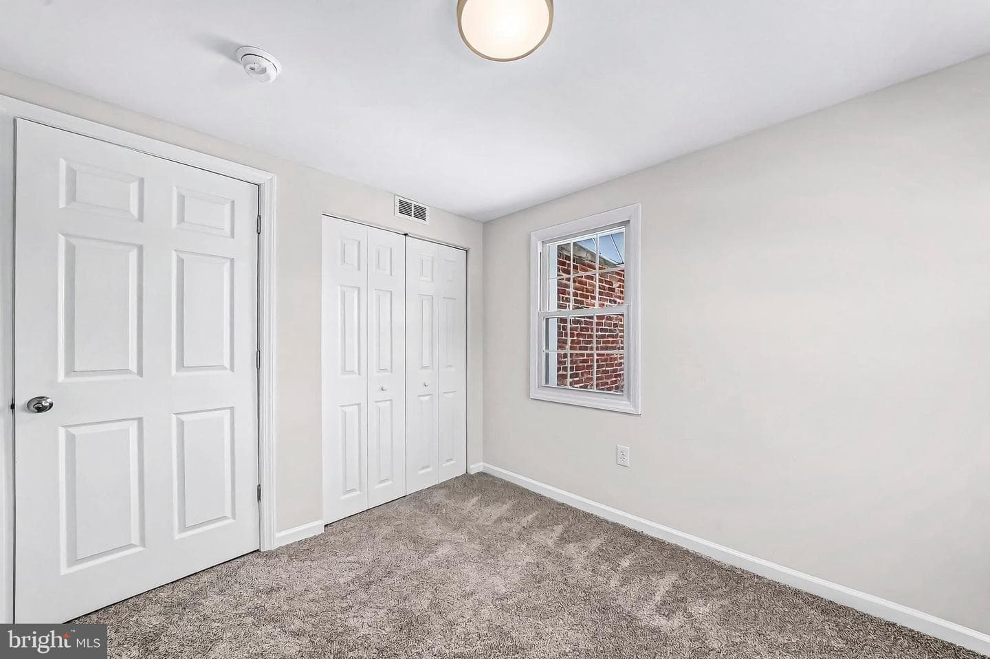 232 S 5th Street photo 19