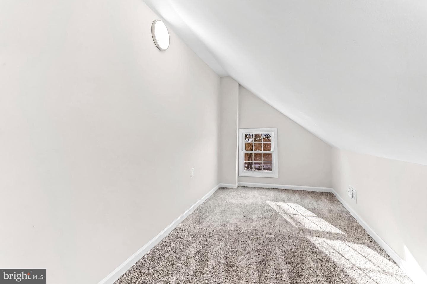 232 S 5th Street photo 23