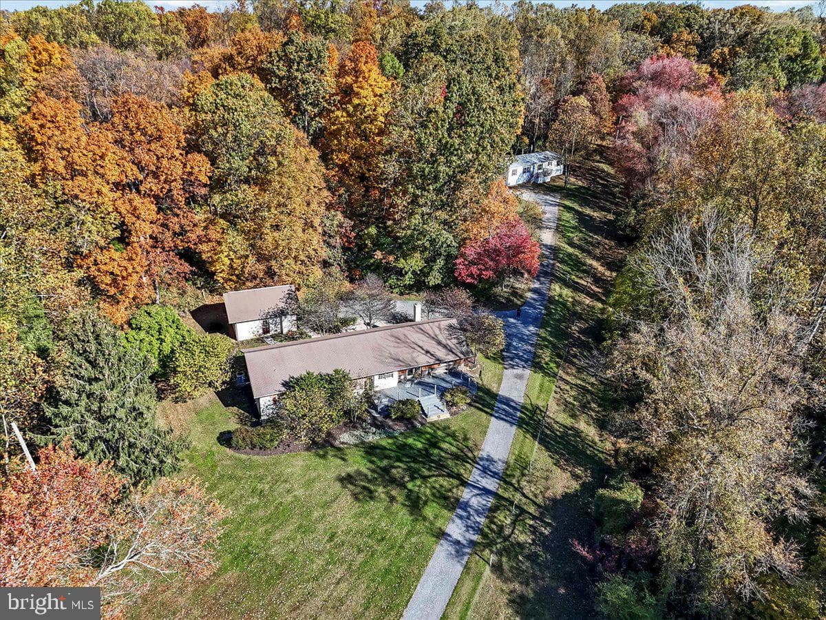 202 Creek Road photo 2