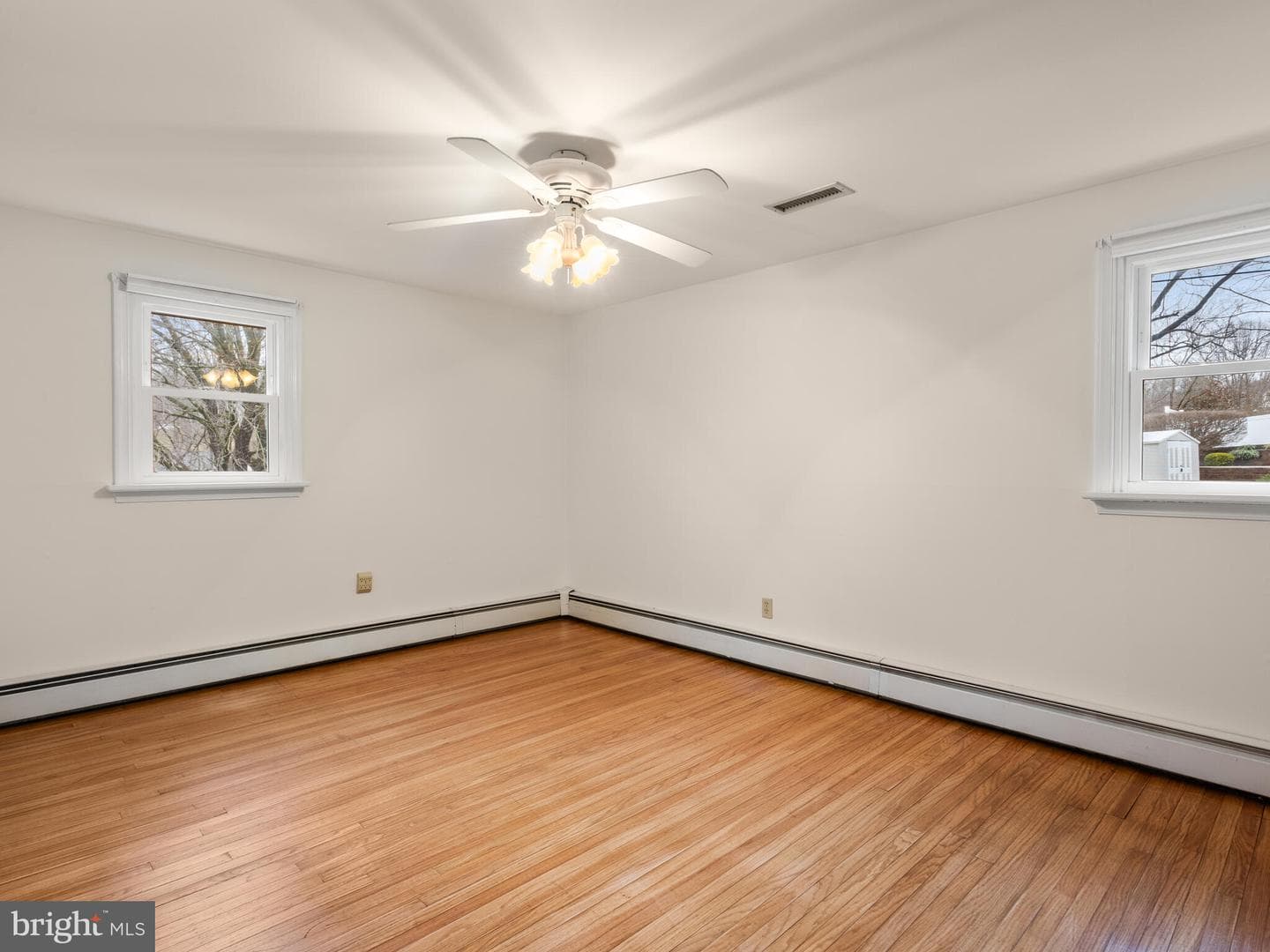 913 Baylowell Drive photo 29