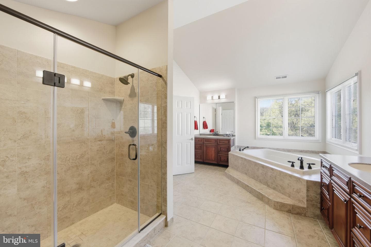 2114 Ferncroft Lane photo 30
