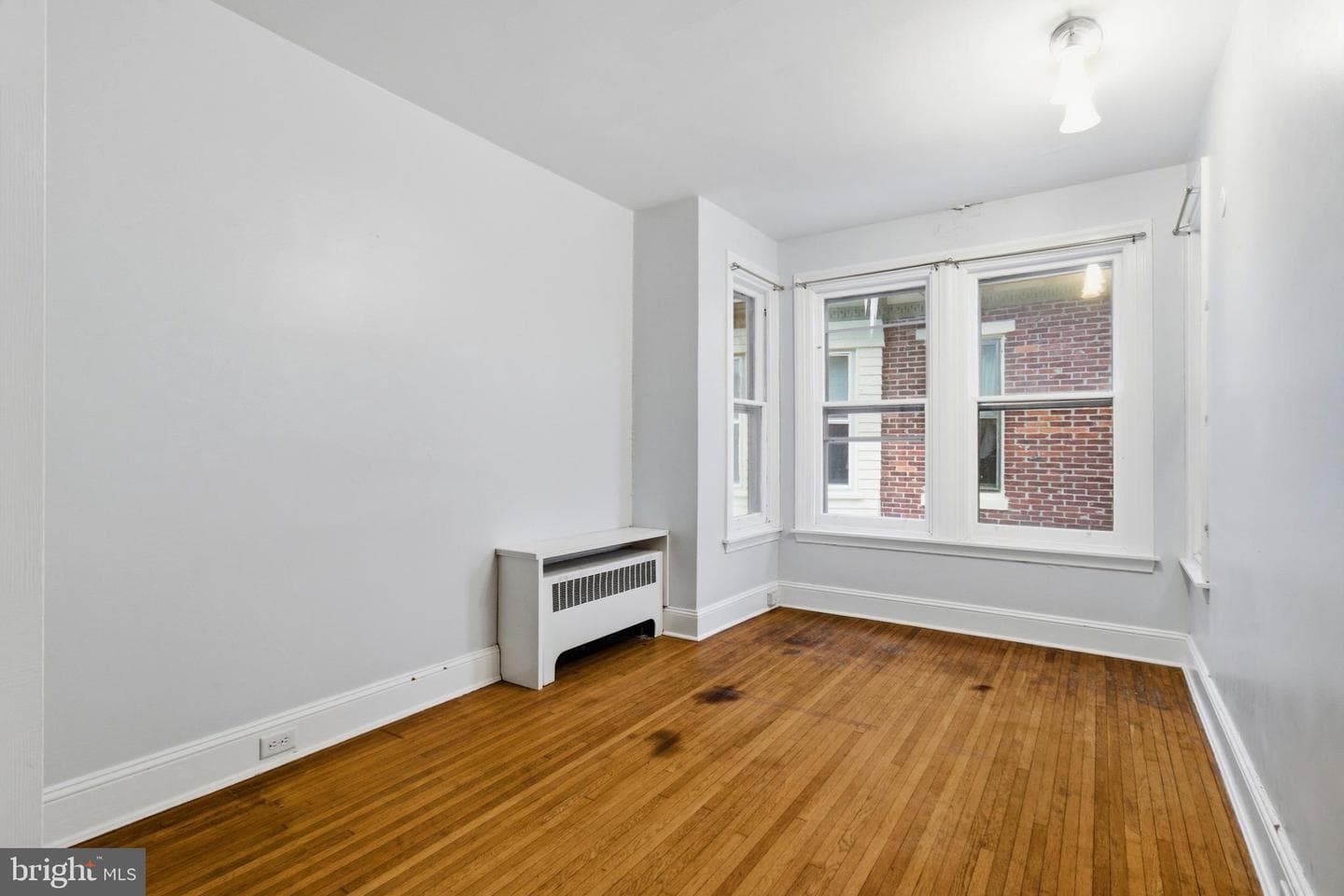 402 W Union Street photo 27