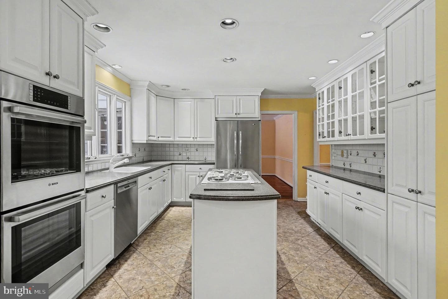 3 Carriage Way photo 19