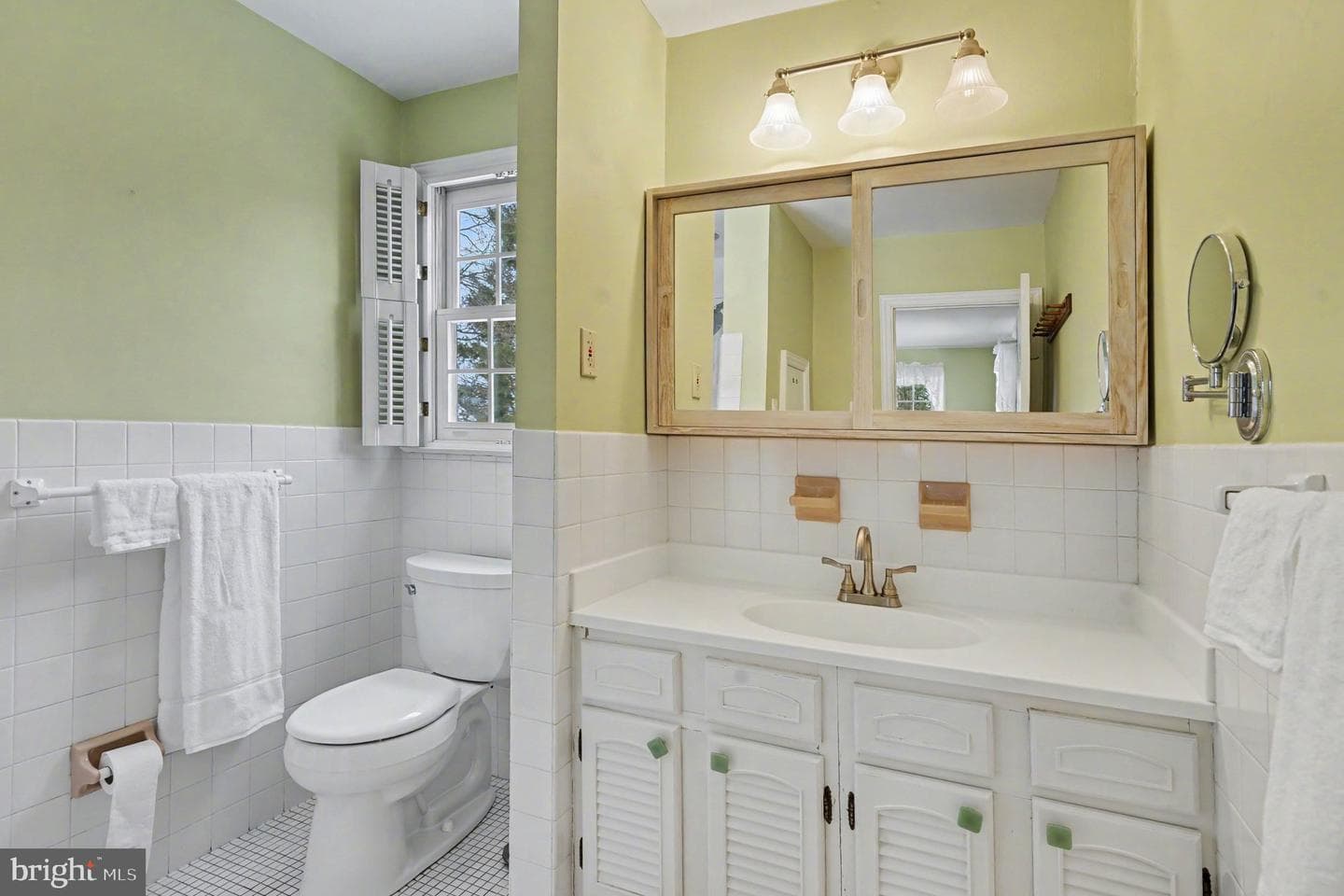 3 Carriage Way photo 28