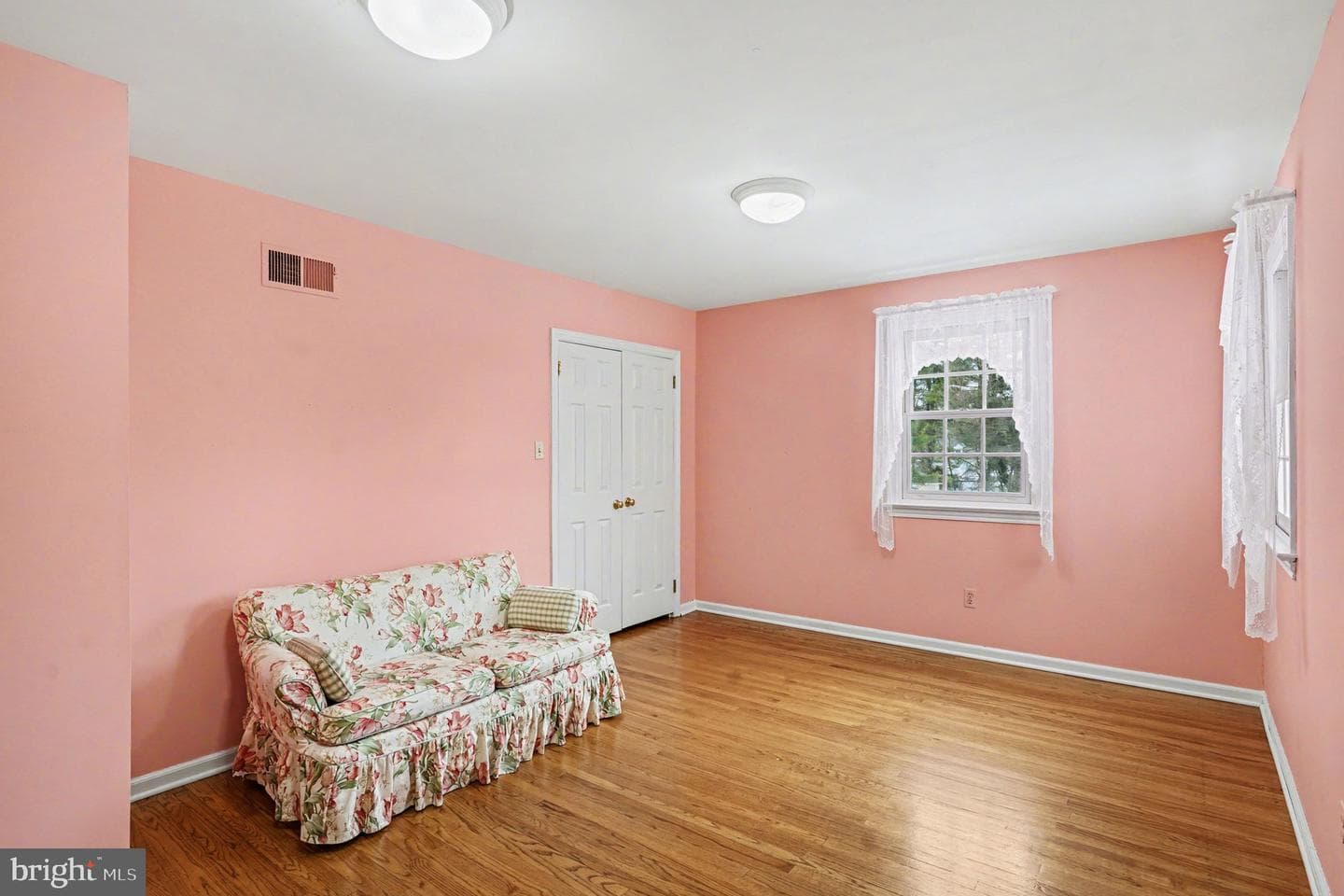 3 Carriage Way photo 31