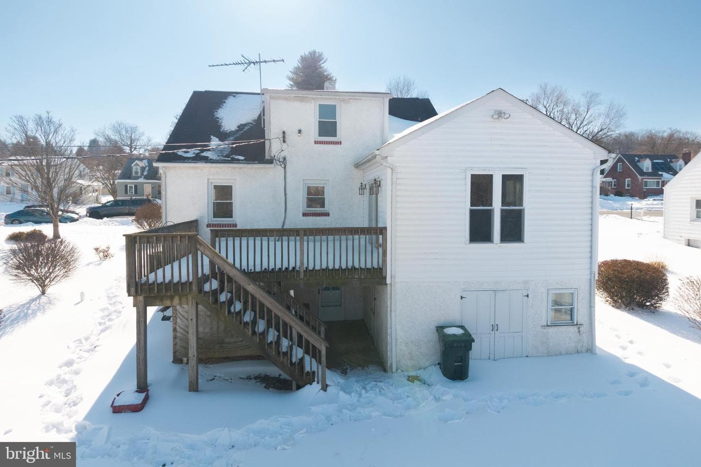 1507 Stirling Street photo 10