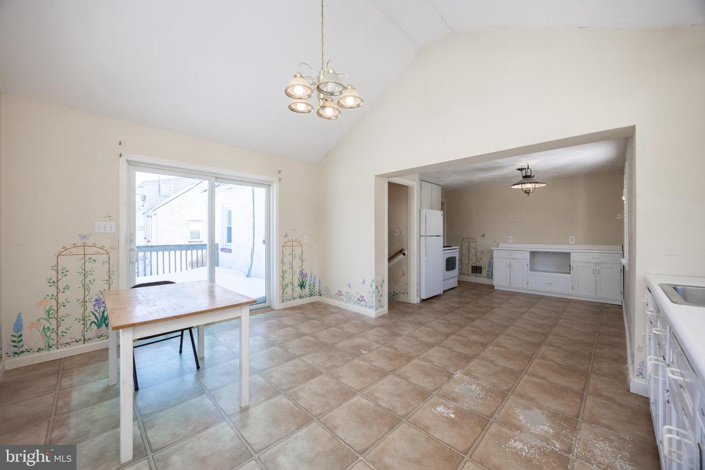 1507 Stirling Street photo 23