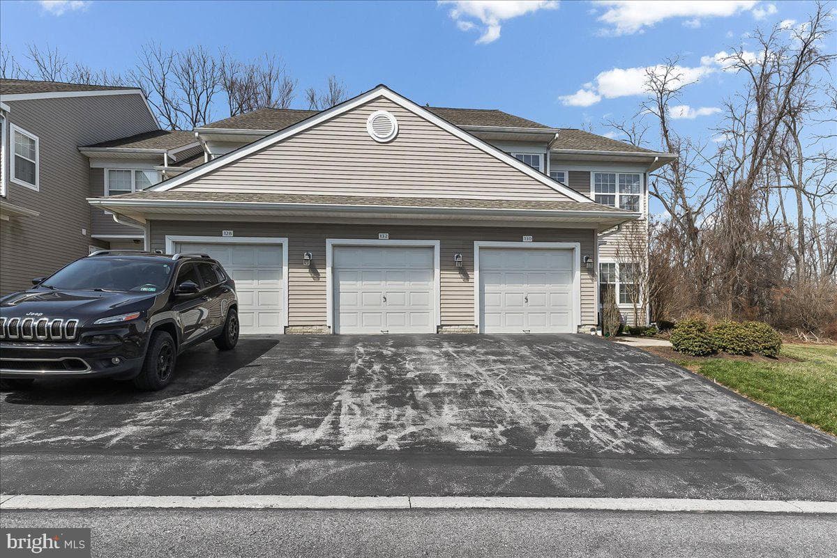 132 Huntingdon Court #1801 photo 22