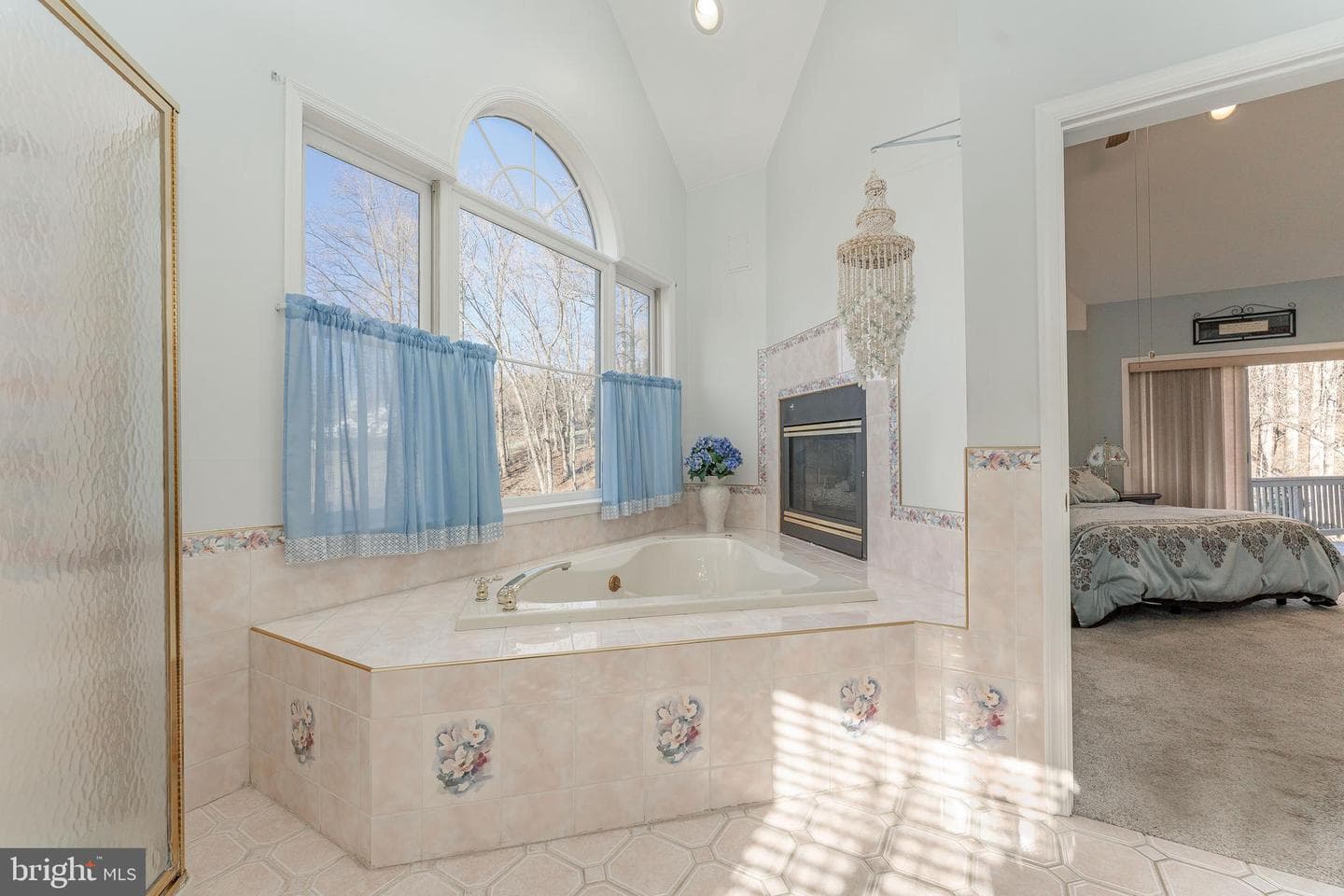 797 Tree Lane photo 34