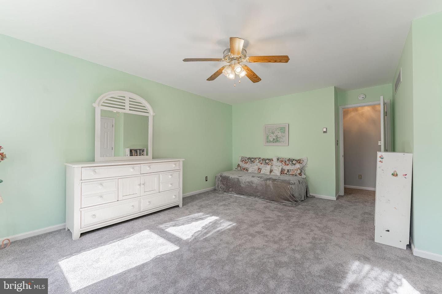 797 Tree Lane photo 45