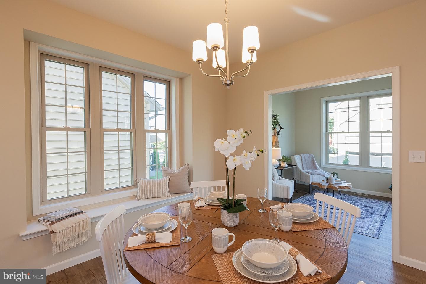 610 Greenbriar Path photo 13