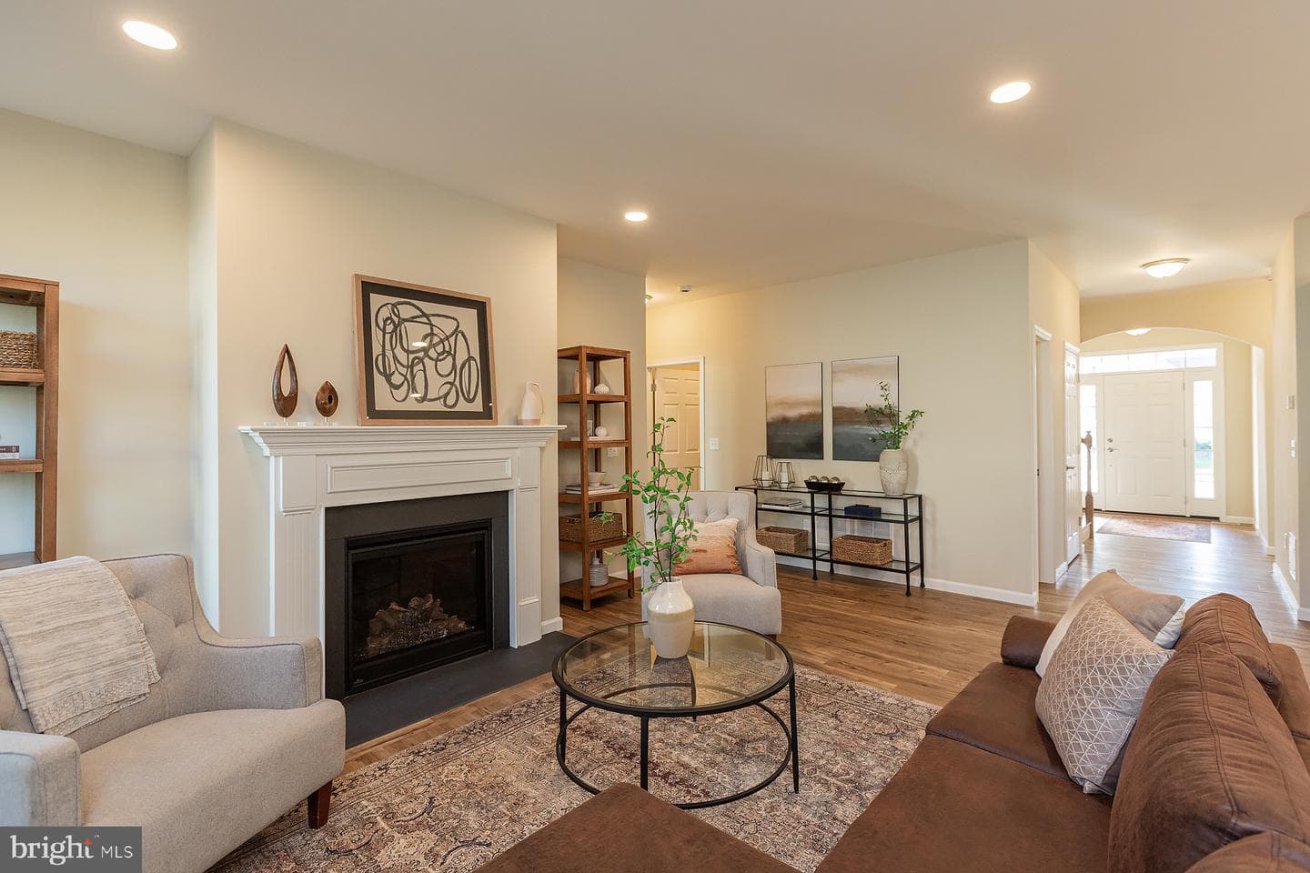 610 Greenbriar Path photo 6