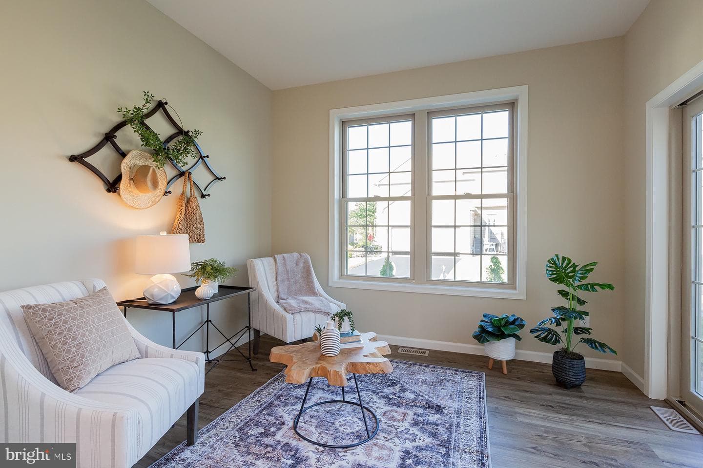 610 Greenbriar Path photo 8