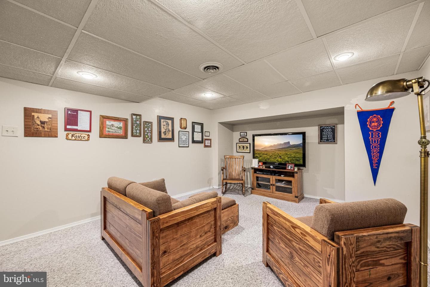 526 Beaumont Circle photo 30