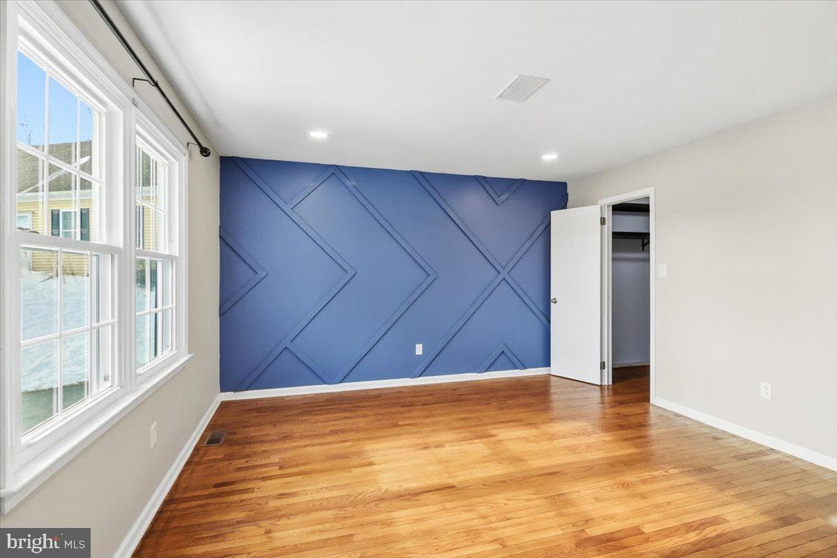 11 N Williamson Road photo 10