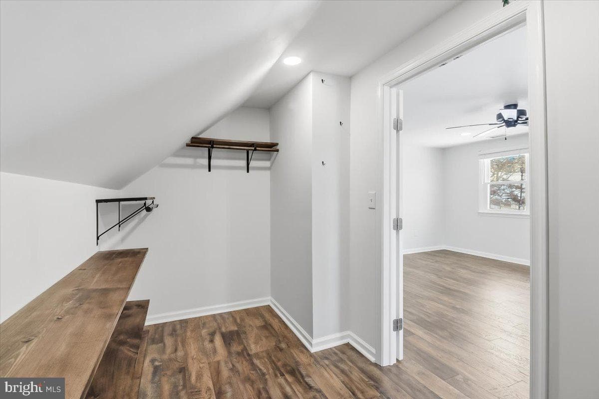 11 N Williamson Road photo 17