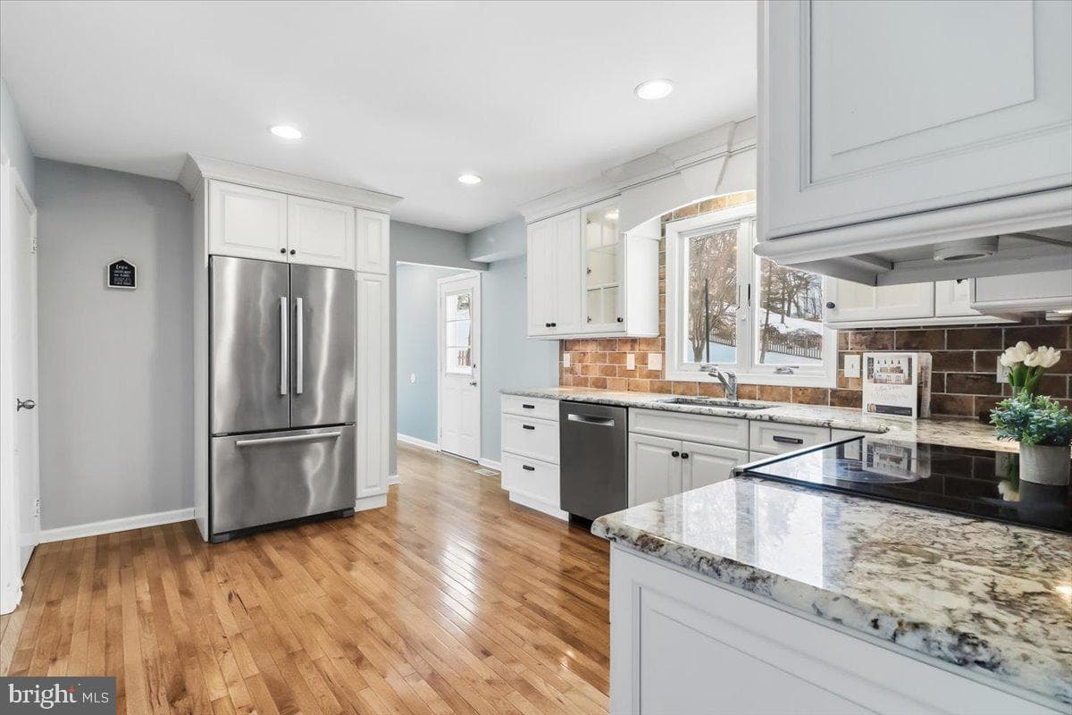 11 N Williamson Road photo 4