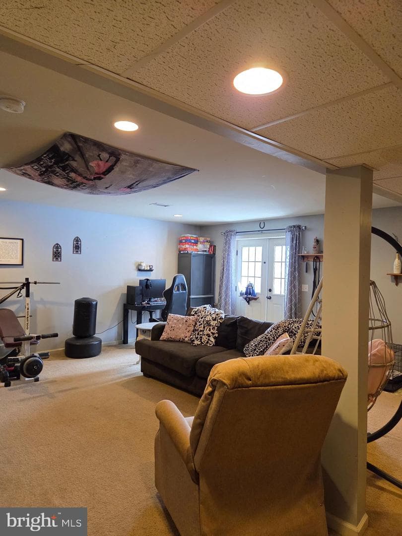 119 Burgundy Lane photo 31