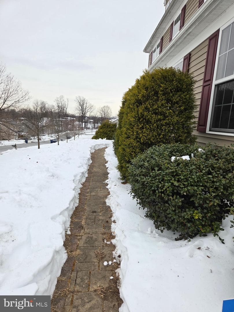 119 Burgundy Lane photo 7