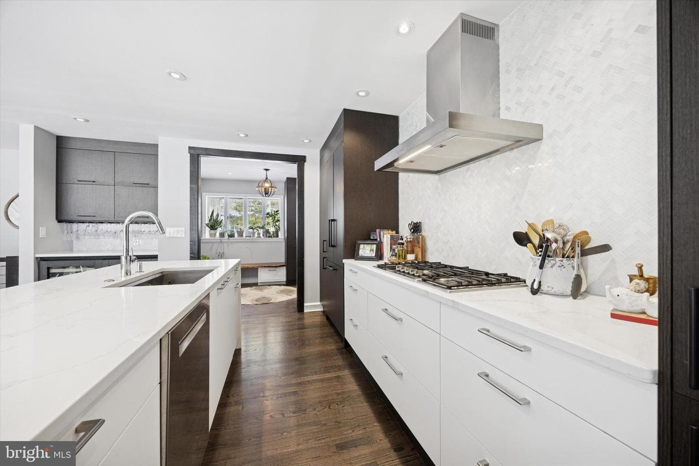211 Deepdale Road photo 16