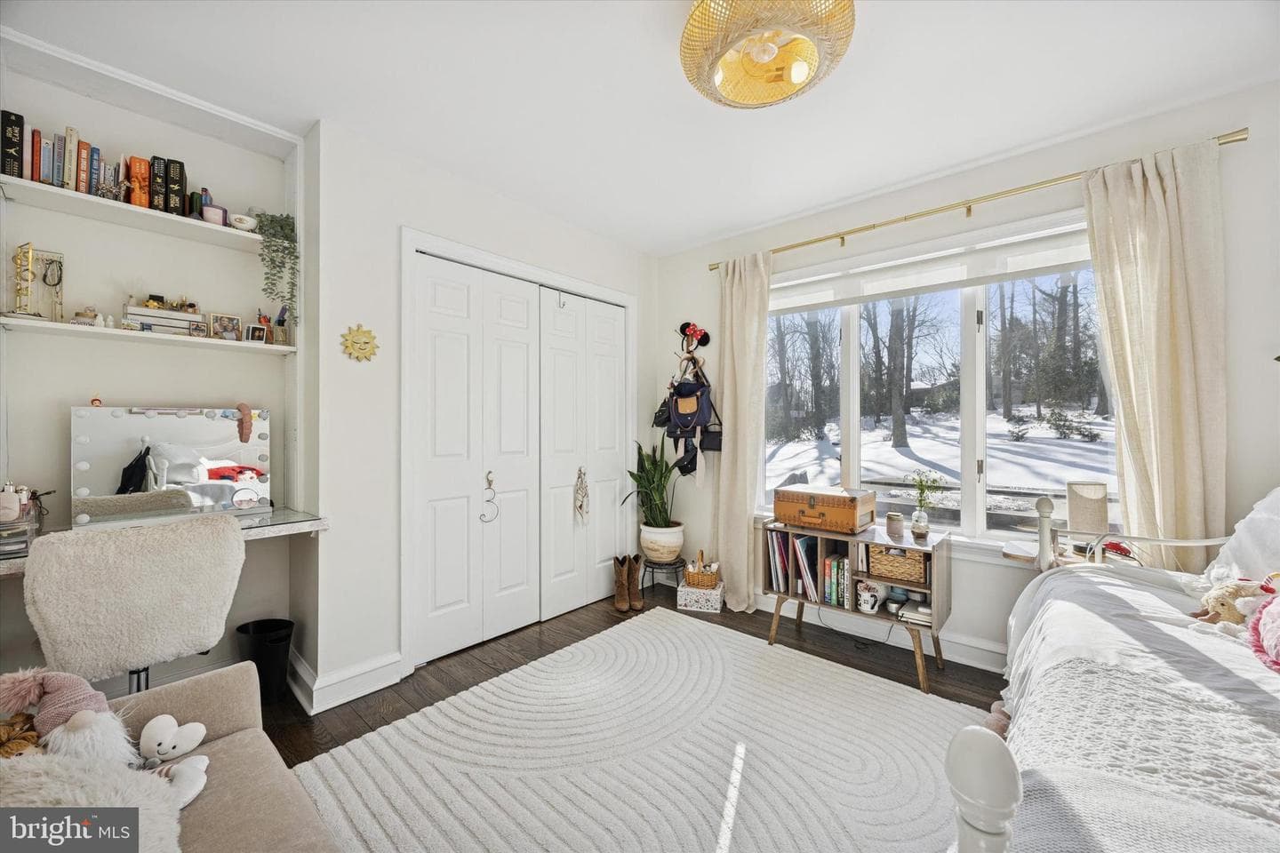 211 Deepdale Road photo 26