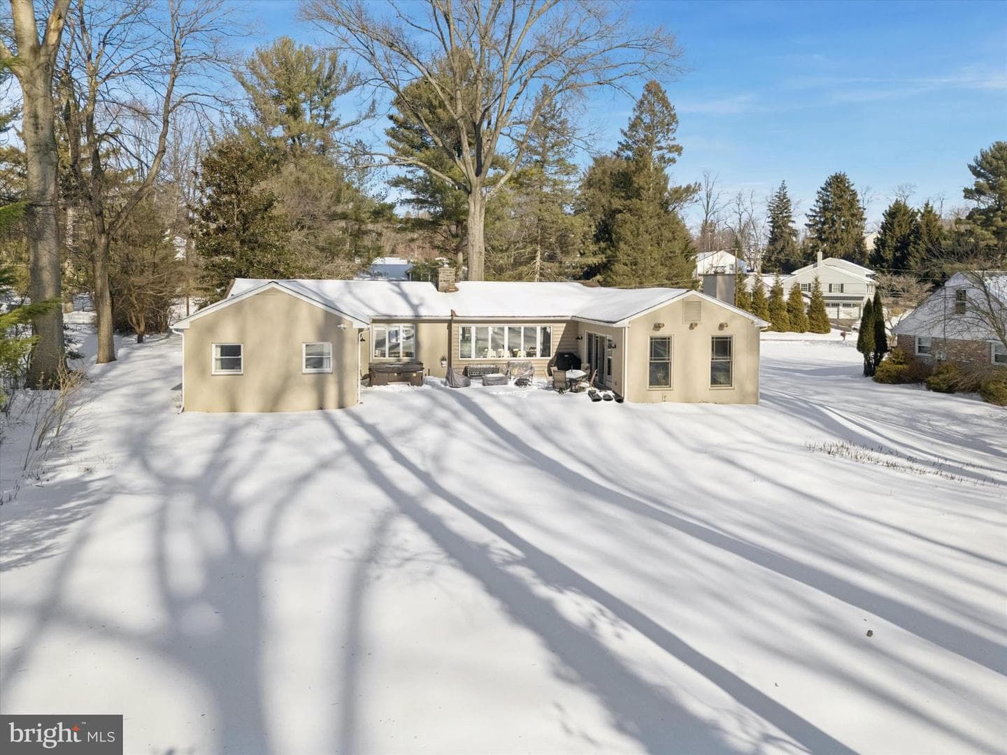 211 Deepdale Road photo 5