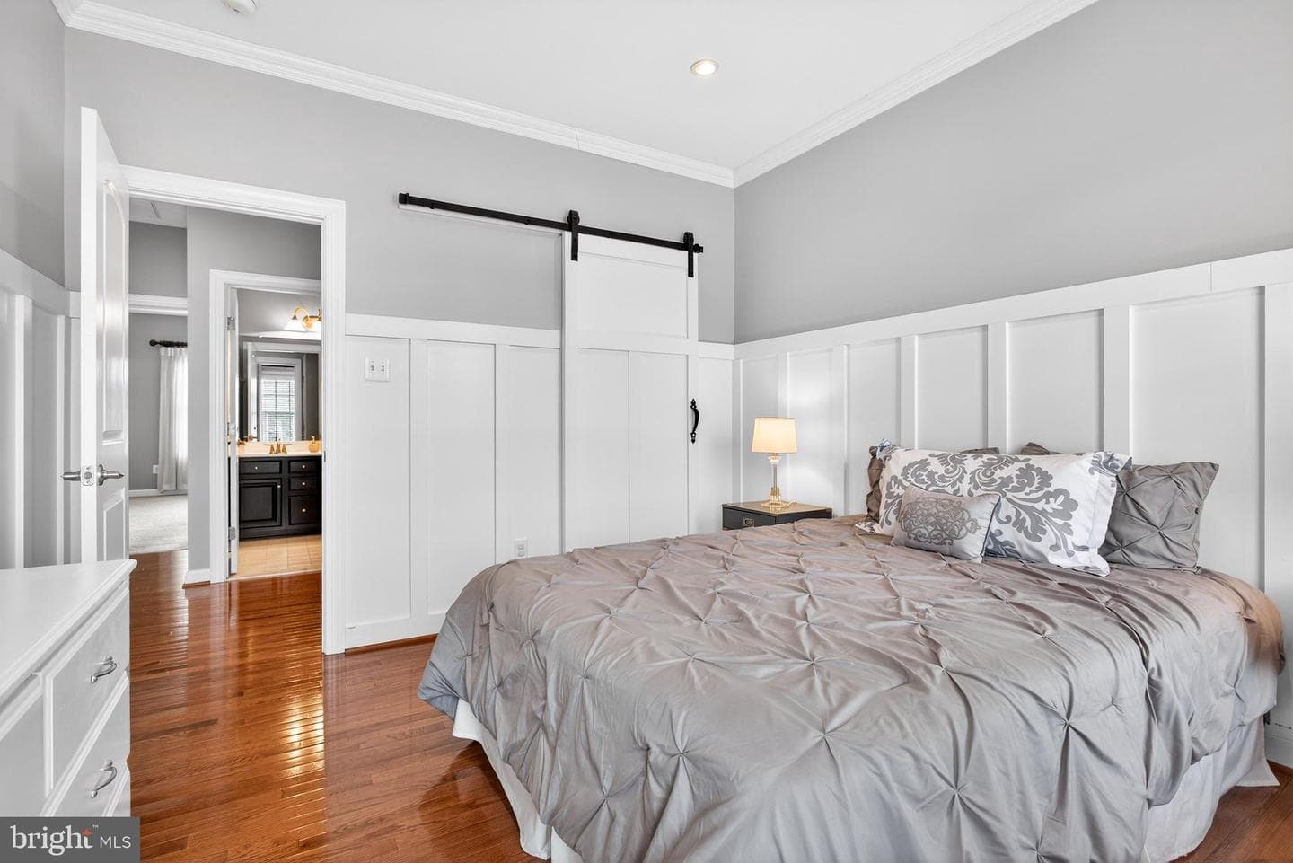 536 Raymond Drive photo 35