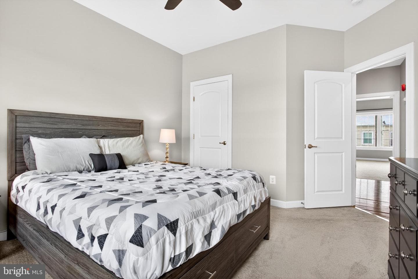 536 Raymond Drive photo 38