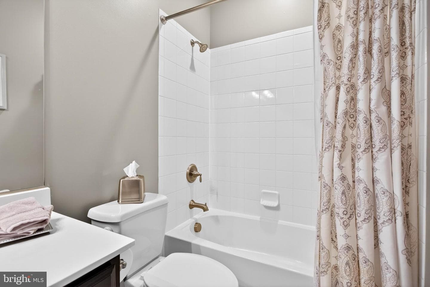 536 Raymond Drive photo 40
