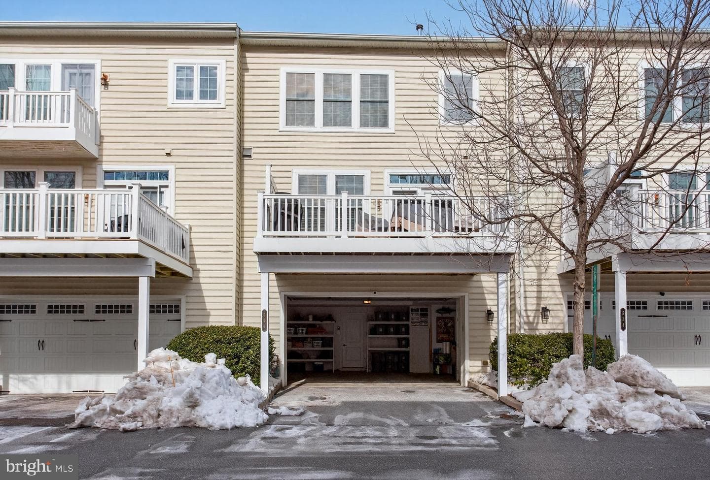 536 Raymond Drive photo 46