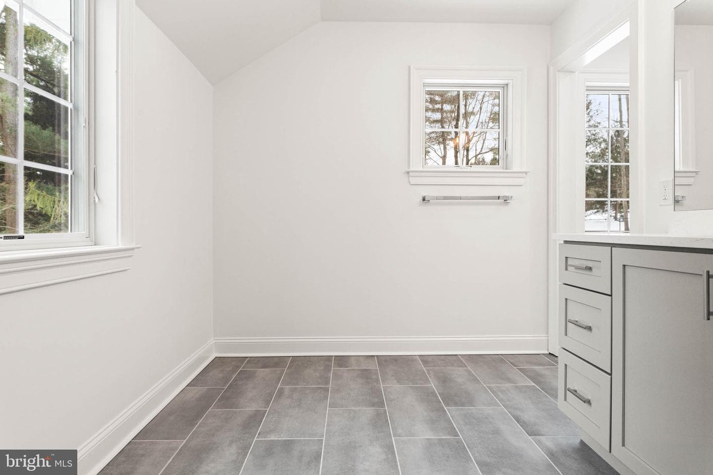 709 Newtown Road photo 50