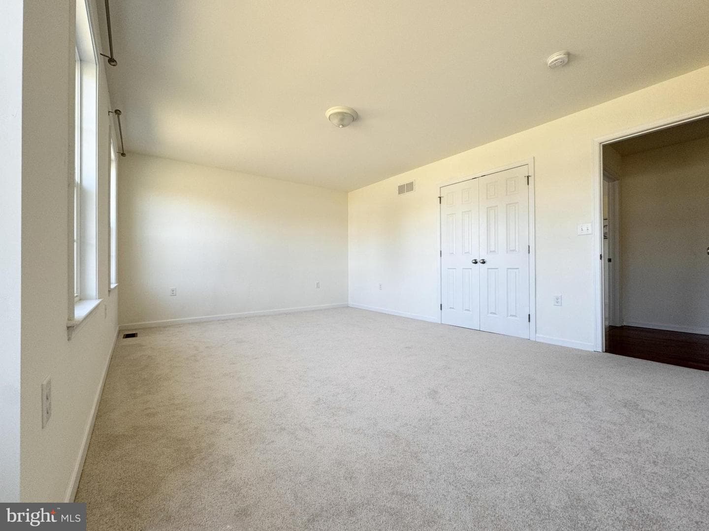 20 Lippitt Road photo 26
