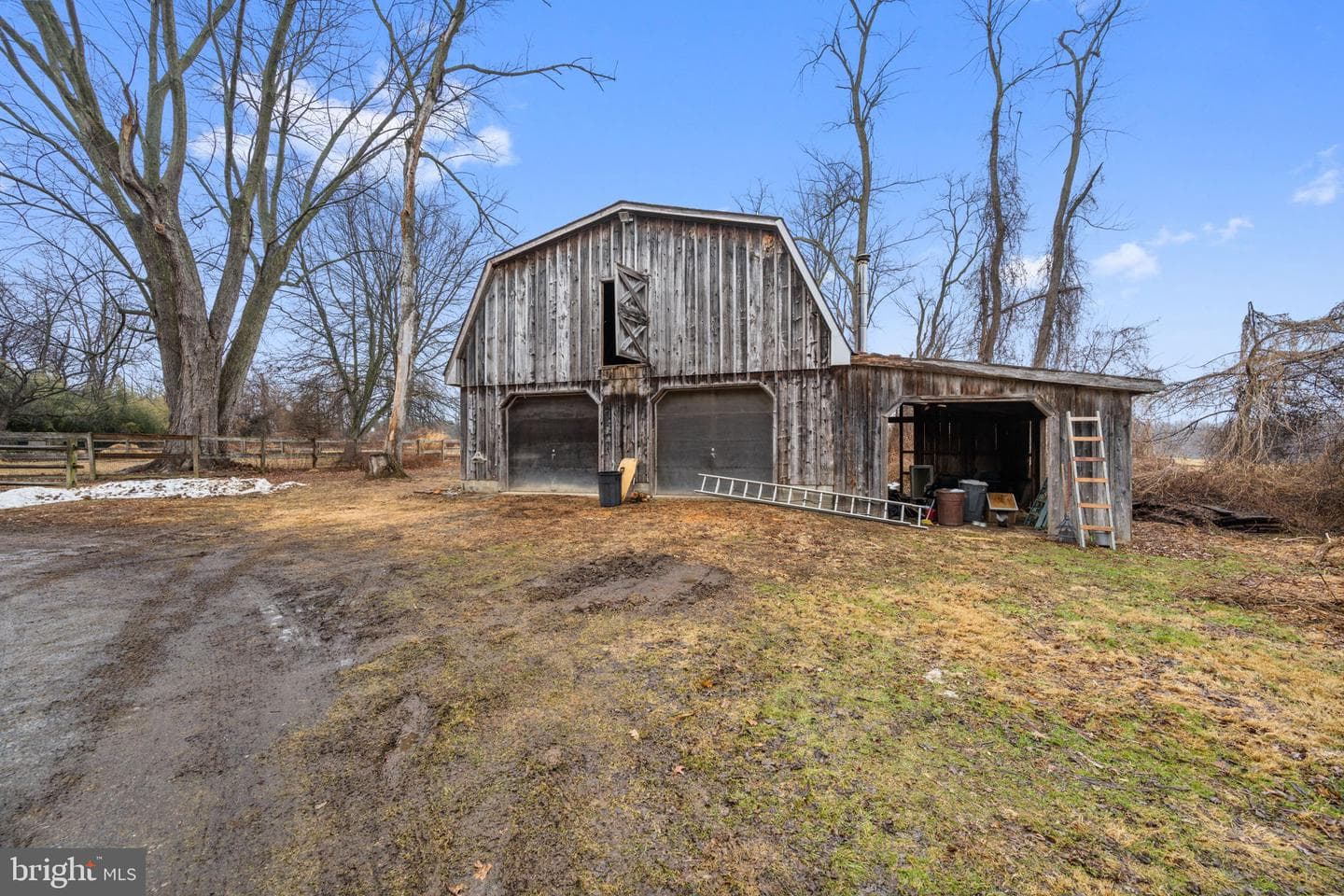507 Chesterville Road photo 5