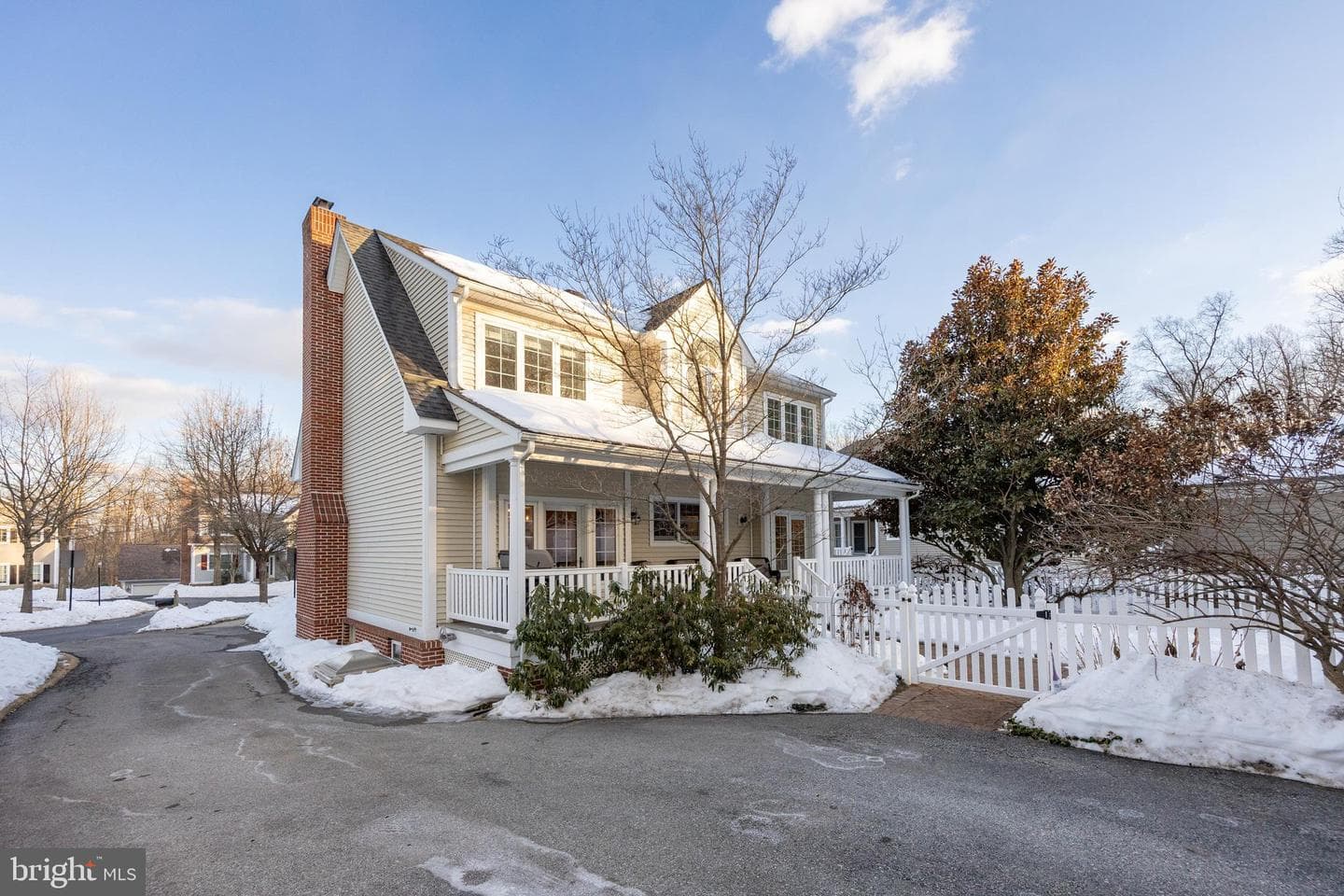 956 Pinehurst Drive photo 48