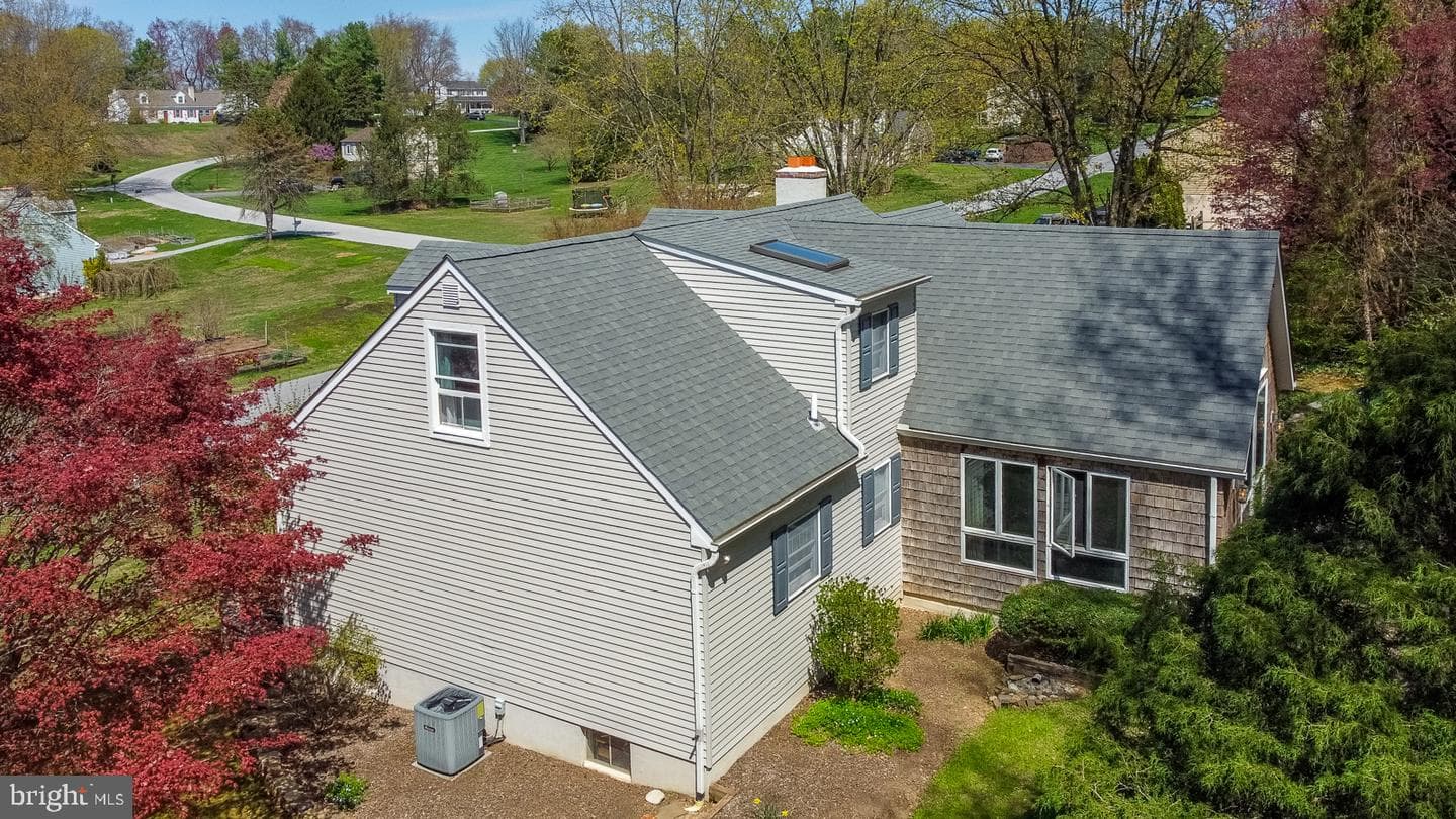 124 Columbia Drive photo 37