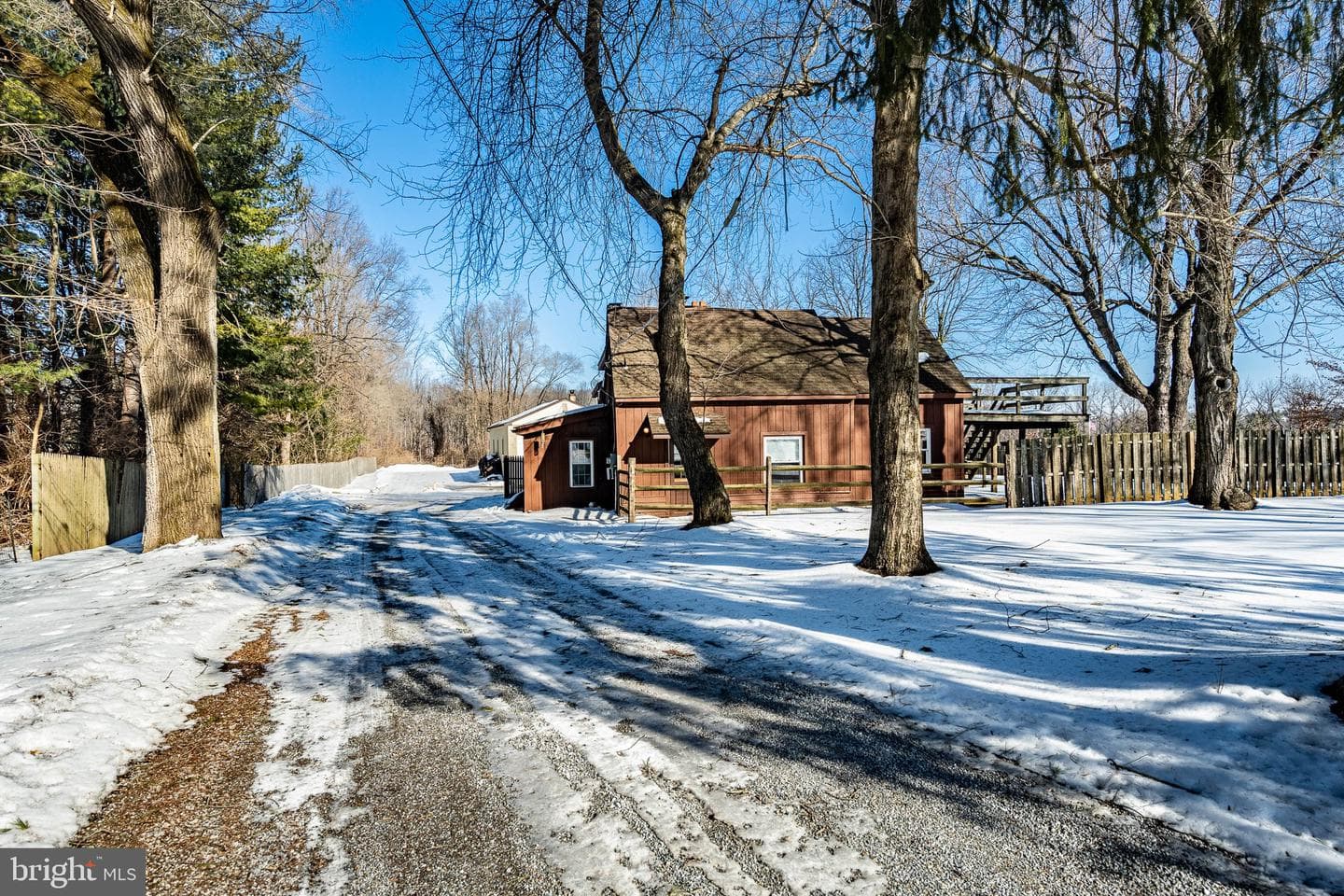 121 W Boot Road photo 35