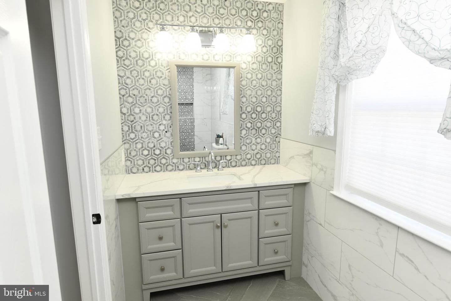 217 Turnberry Drive photo 23
