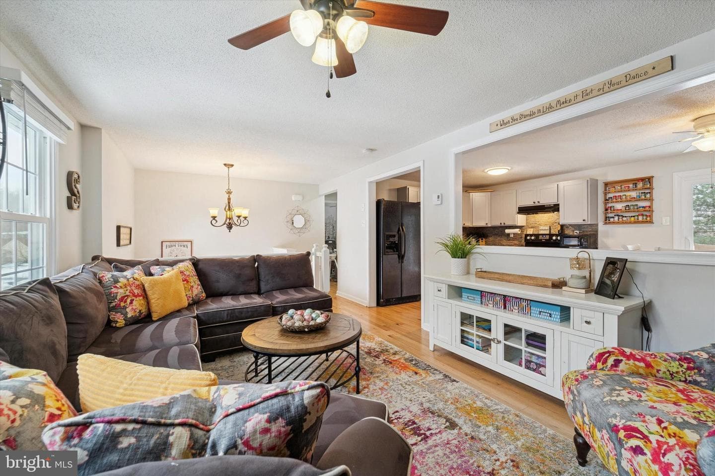 203 Katherine Lane photo 4