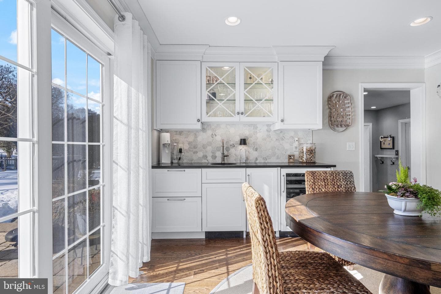 1012 Waltham Road photo 8