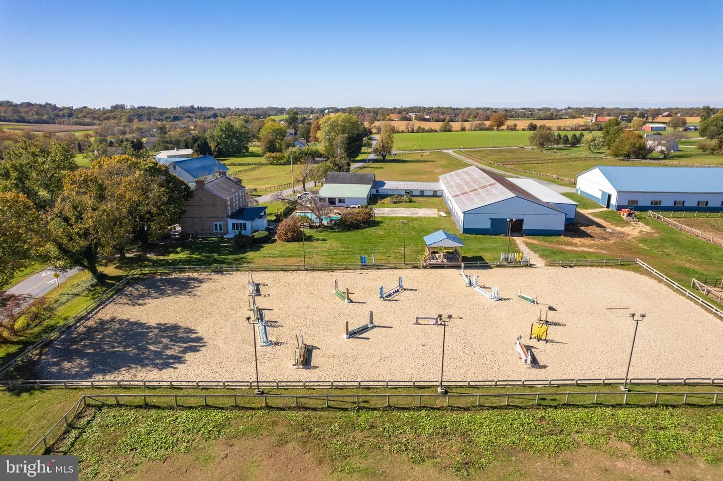 845 Waterway Road photo 10