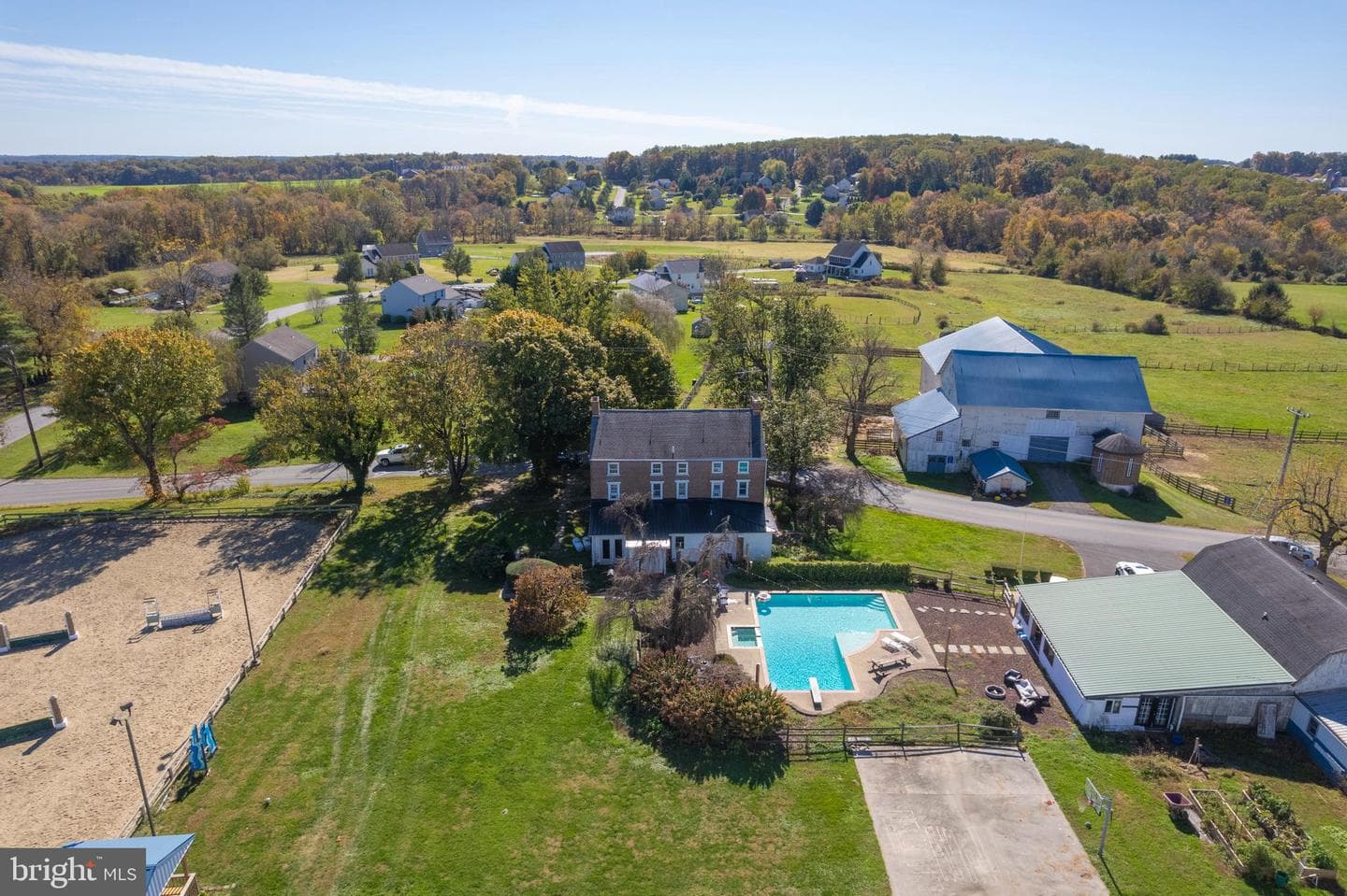 845 Waterway Road photo 24