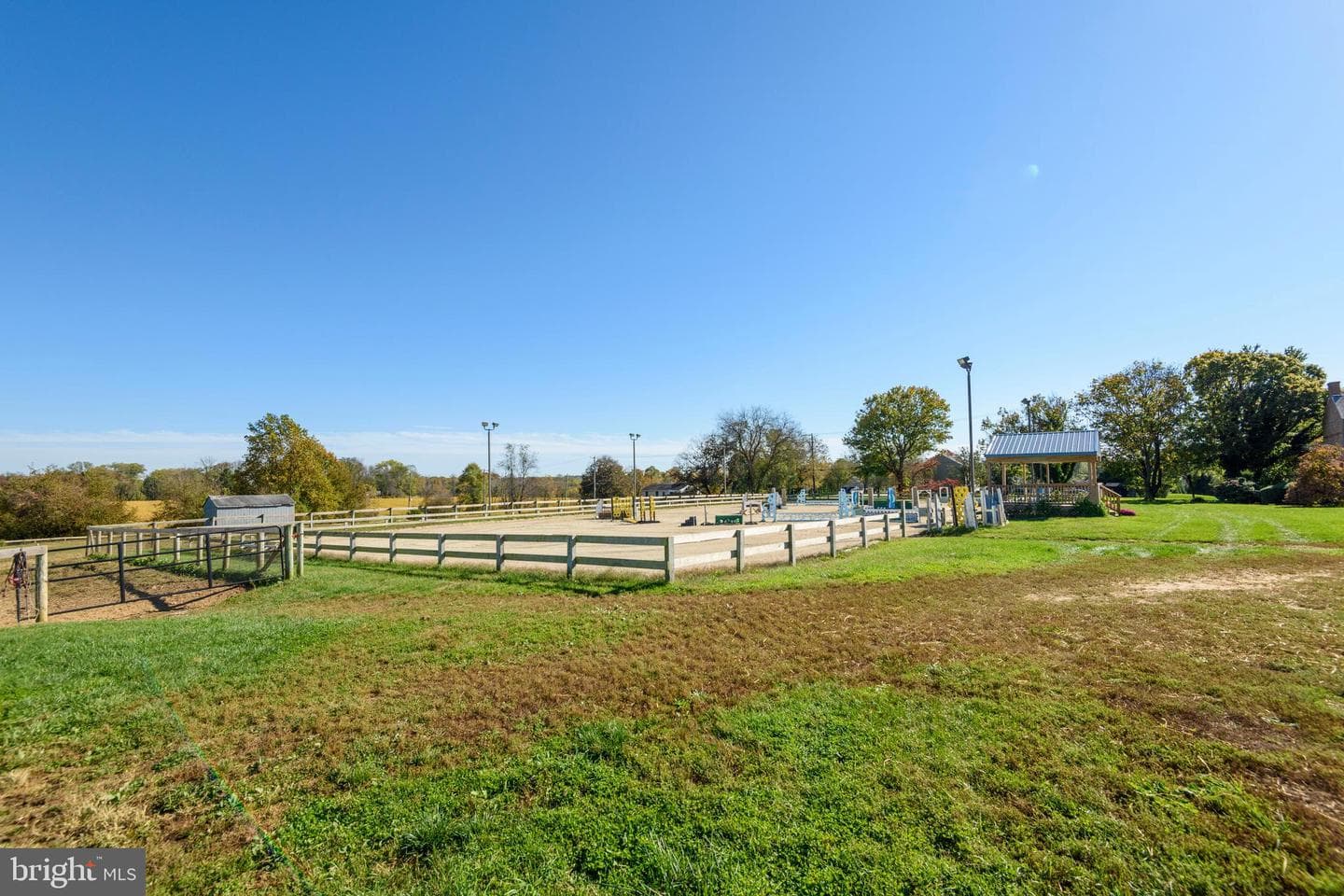 845 Waterway Road photo 33