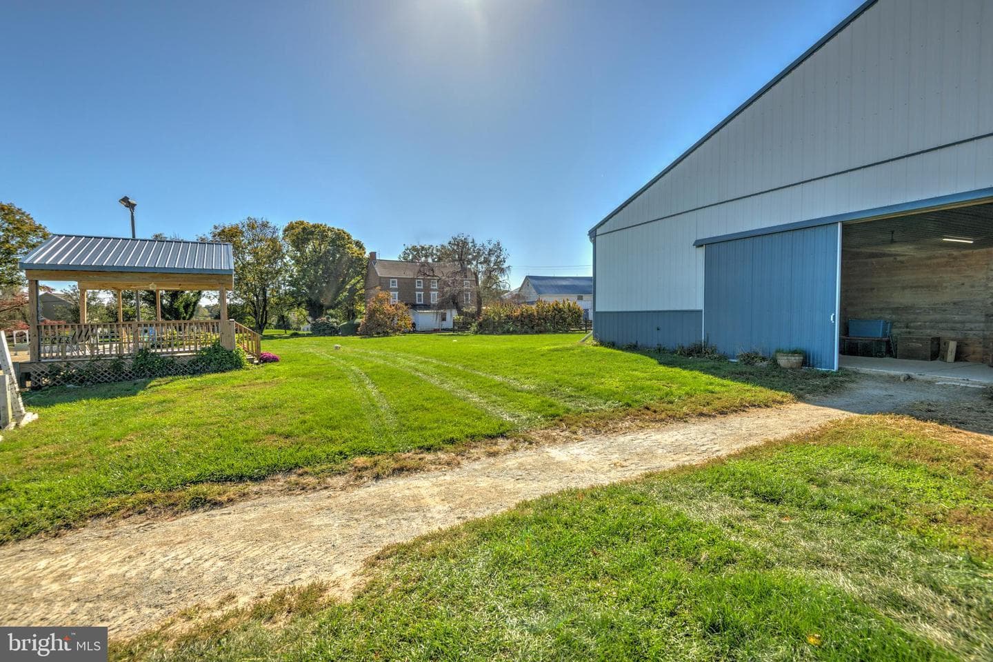 845 Waterway Road photo 35