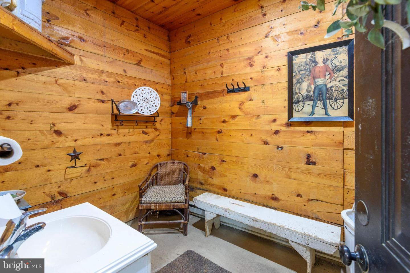 845 Waterway Road photo 44