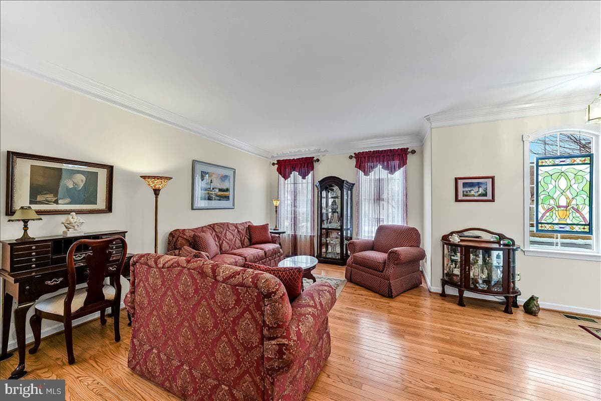 336 Carlisle Drive photo 12