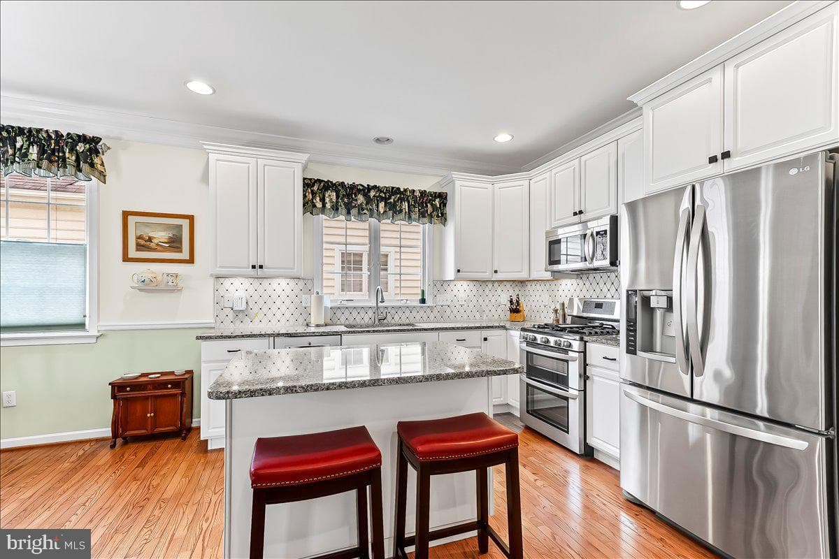 336 Carlisle Drive photo 15
