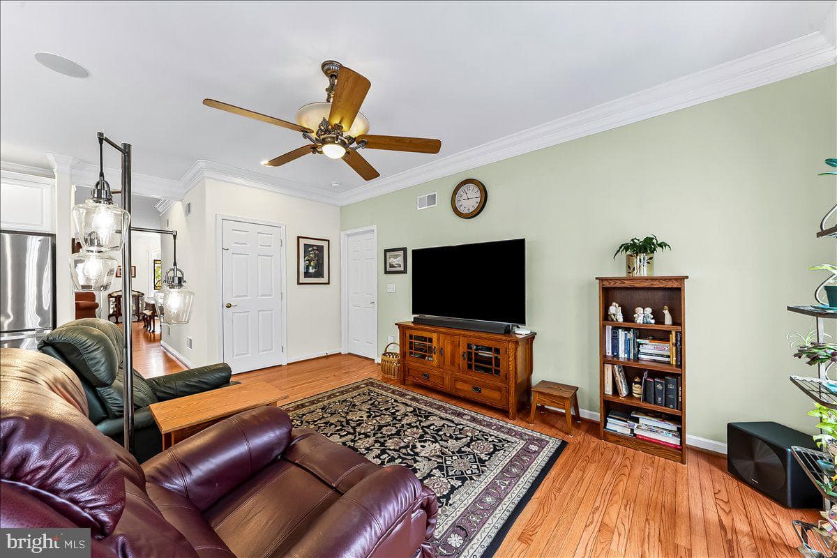 336 Carlisle Drive photo 24