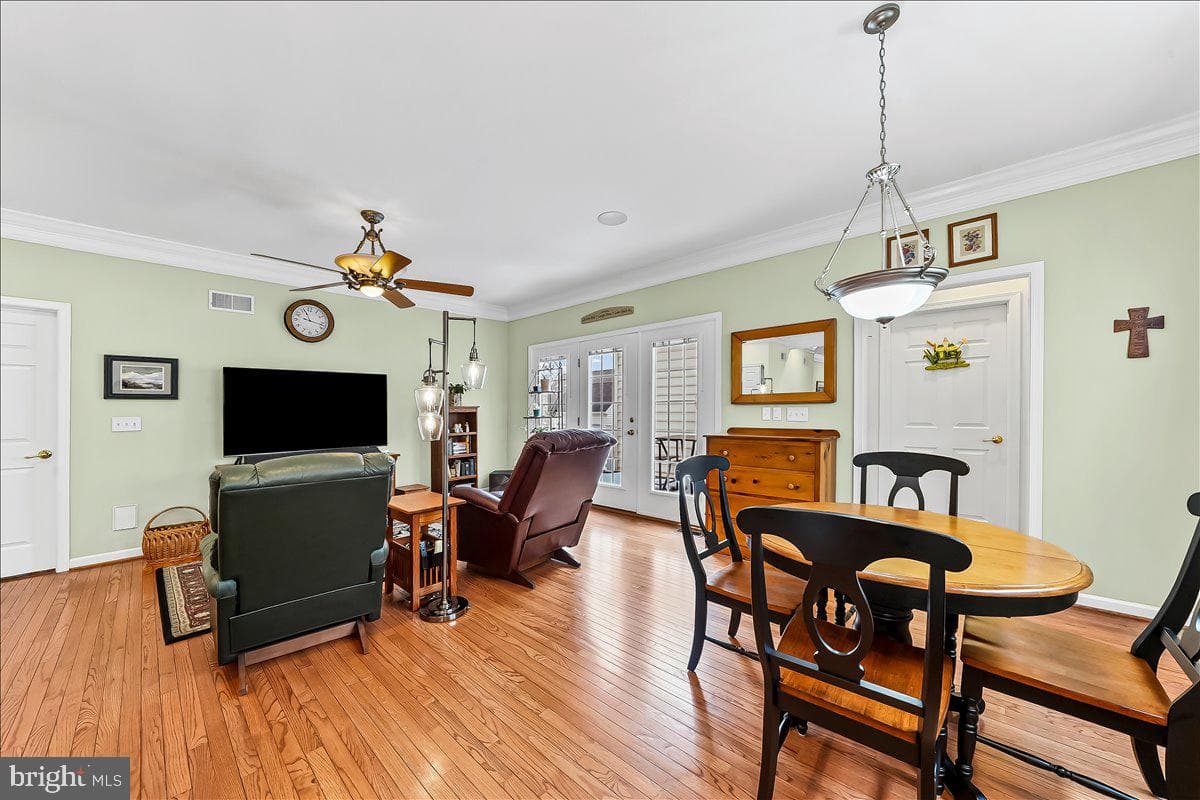 336 Carlisle Drive photo 26