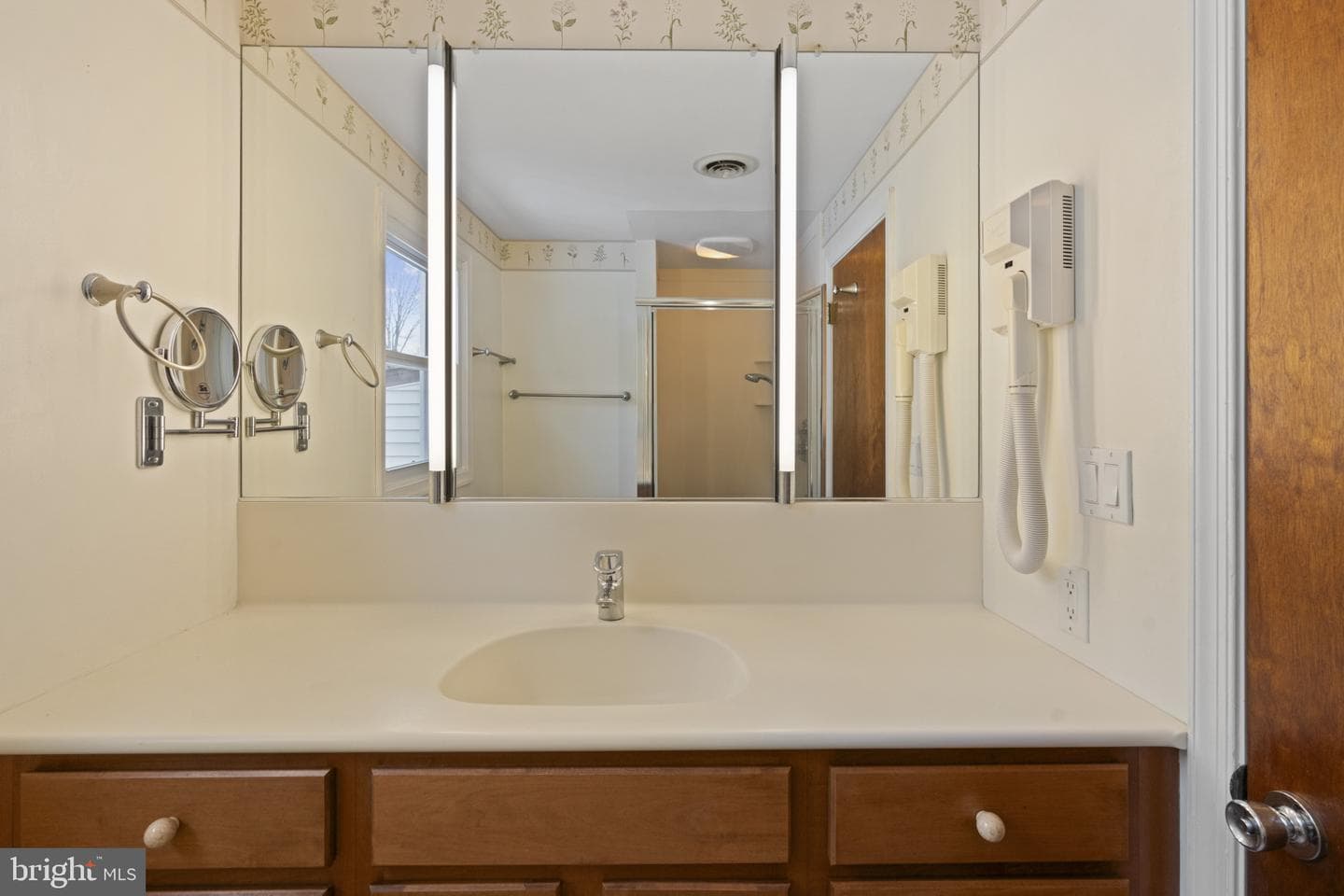 1627 Williams Way photo 31